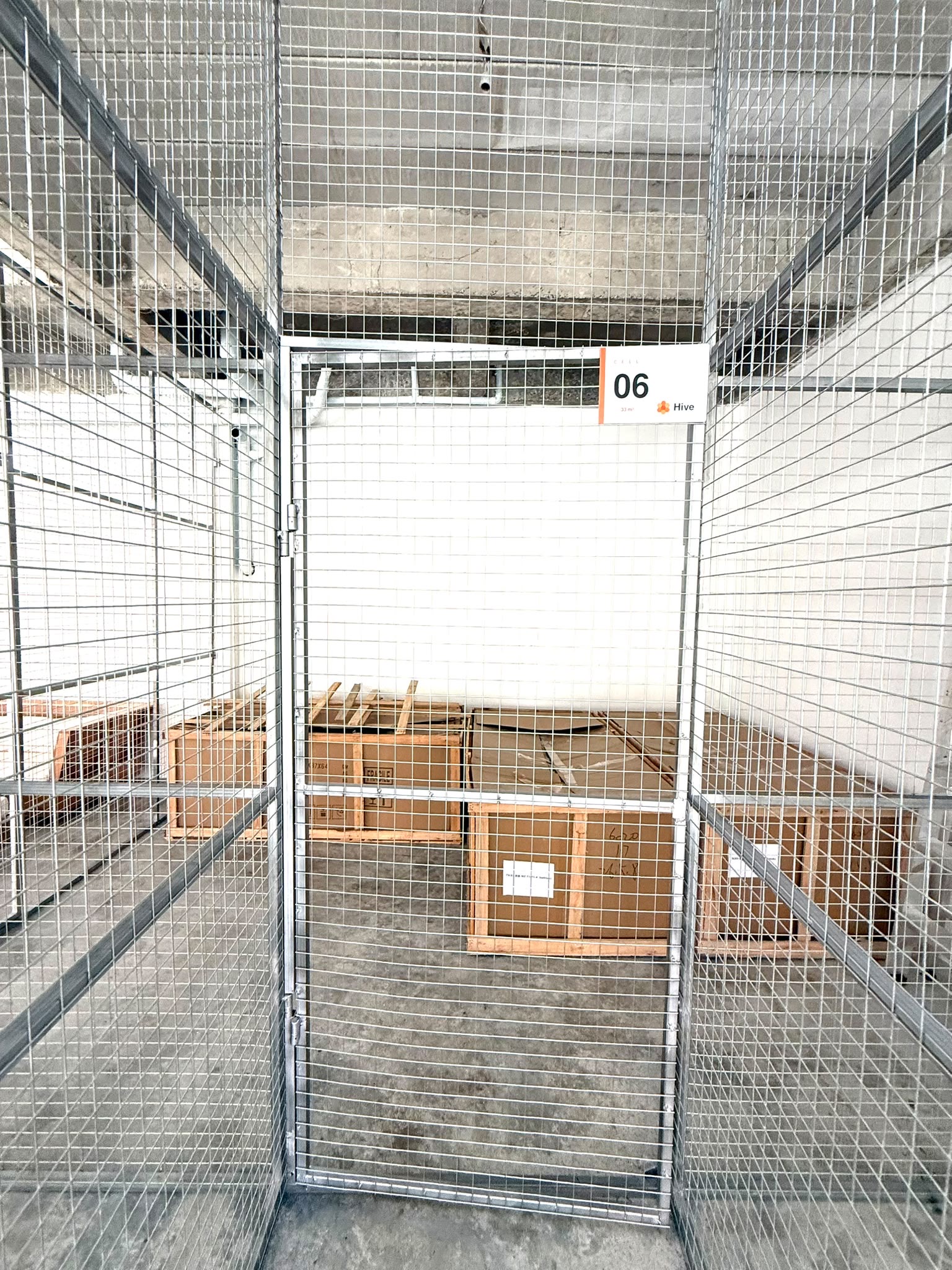 The 33 m³ XXL unit — perfect for full villa moves